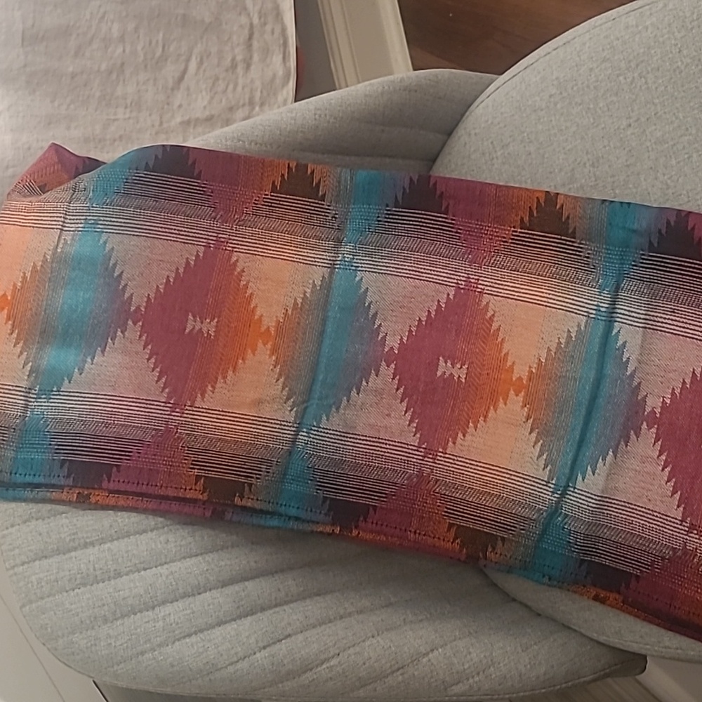 Multicolor Aztec Patterned Scarf - Picture 4 of 5